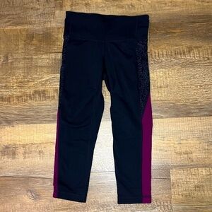 ATHLETA Crop Leggings